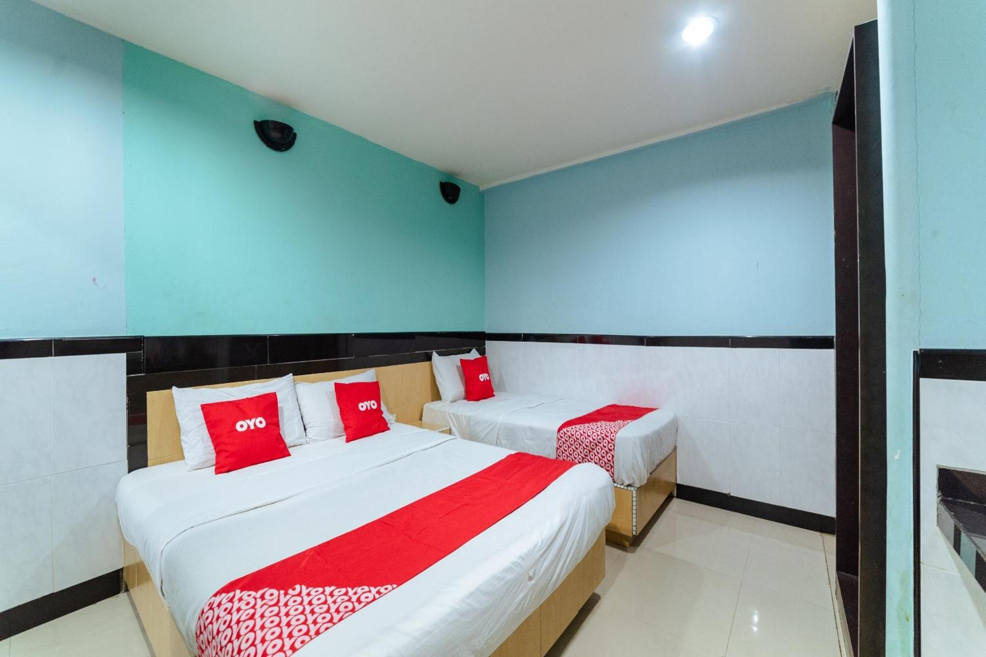Oyo 90208 Milion Inn Miri Ngoại thất bức ảnh