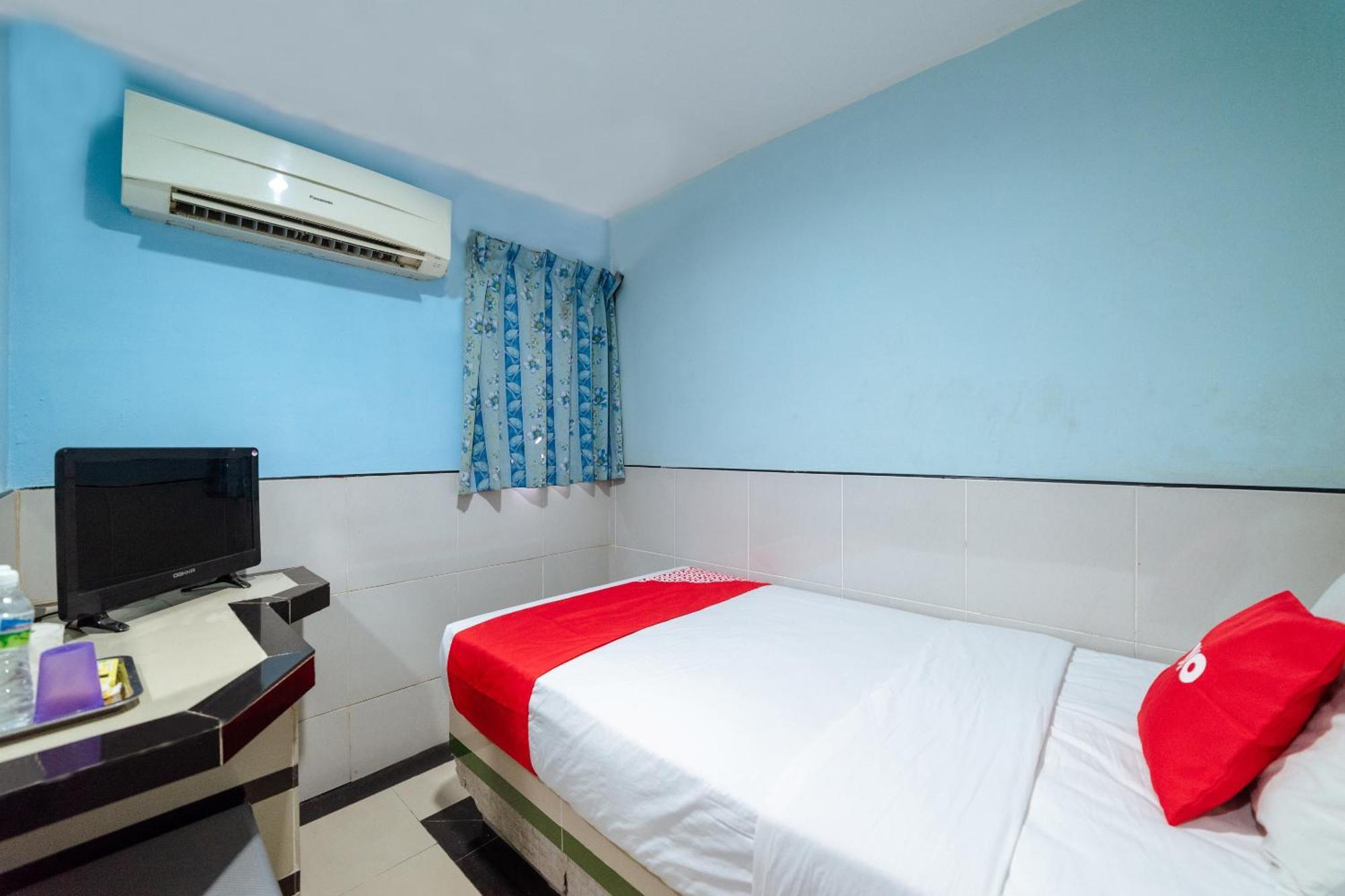 Oyo 90208 Milion Inn Miri Ngoại thất bức ảnh